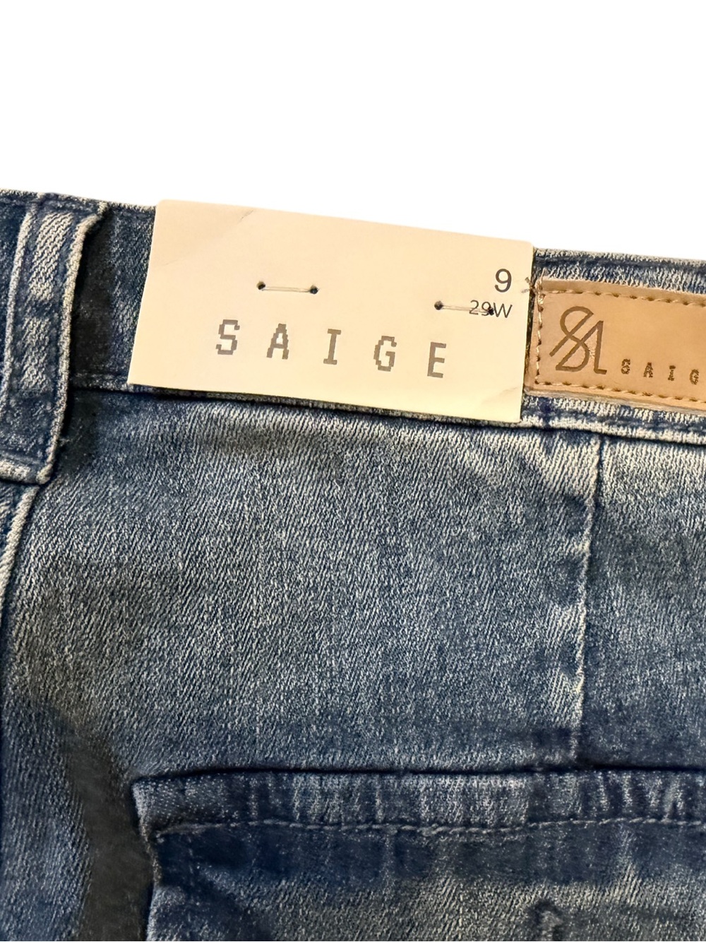 Saige Tummy Control Stretchy Wide Seam Detailed Jeans NWT Size 29 - Picture 15 of 16